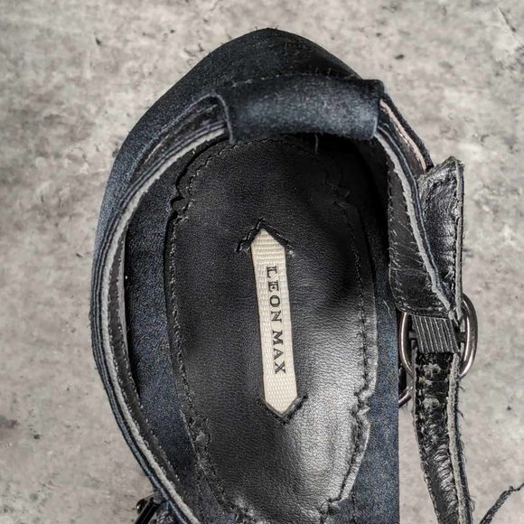 NWT/NIB Leon Max | Black Samba Beaded T-Strap Sandal - 9M - Picture 6 of 10